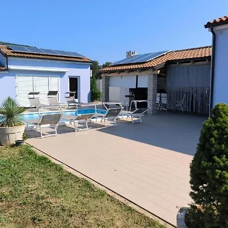Family Friendly House With A Swimming Pool Cunski, Losinj - 24170 * Čunski