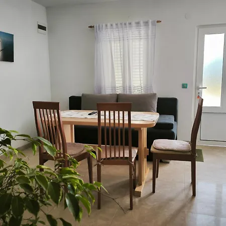 Family Friendly House With A Swimming Pool Cunski, Losinj - 24170 Casa vacanze *