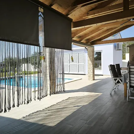 Family Friendly House With A Swimming Pool Cunski, Losinj - 24170 Čunski